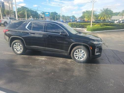 2022 Chevrolet Traverse LS