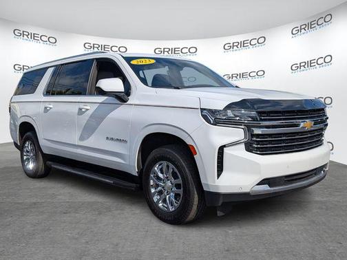 2023 Chevrolet Suburban LT