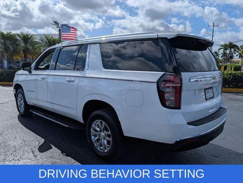 2023 Chevrolet Suburban LT