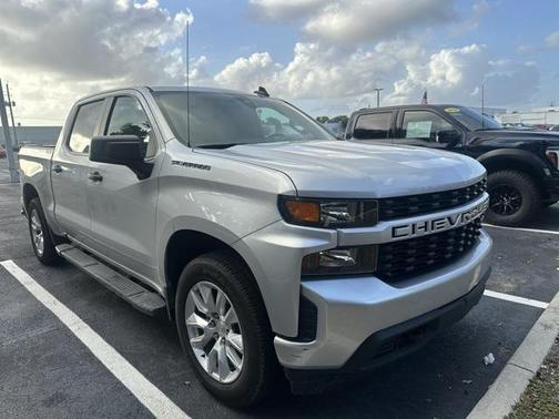 2022 Chevrolet Silverado 1500 Custom