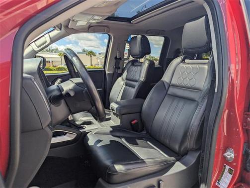 2023 Nissan Frontier SV