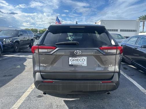 2023 Toyota RAV4 LE