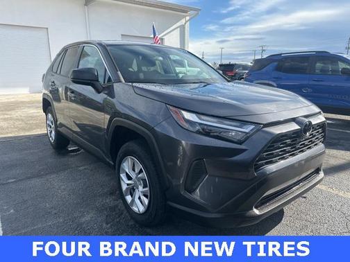 2023 Toyota RAV4 LE