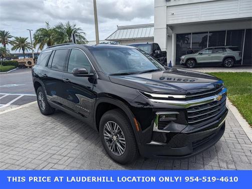 2025 Chevrolet Traverse LT