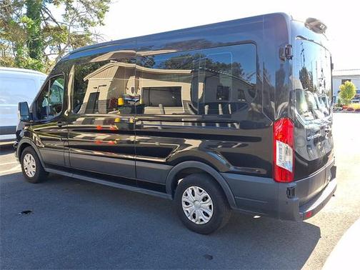 2022 Ford Transit-350 XLT