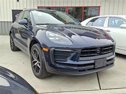 2023 Porsche Macan T