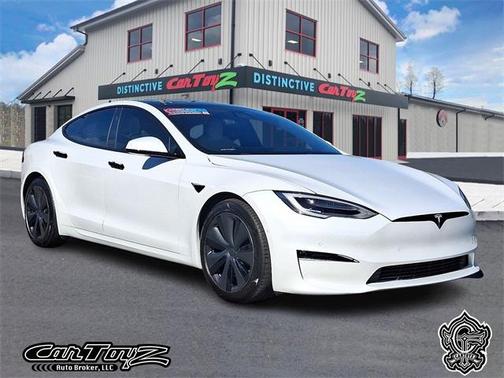 2022 Tesla Model S Base