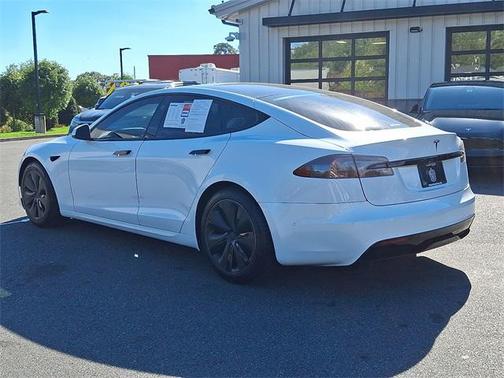 2022 Tesla Model S Base