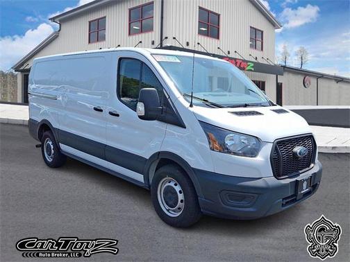 2022 Ford Transit-150 Base