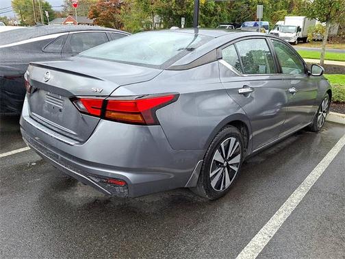 2021 Nissan Altima 2.5 SV