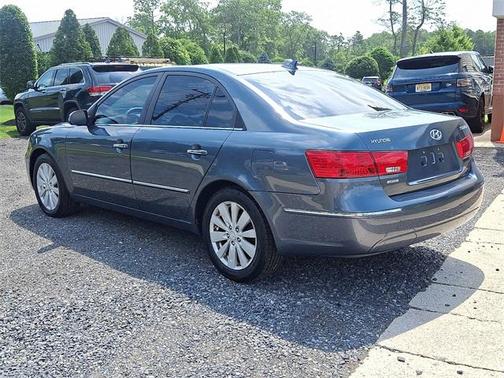 2010 Hyundai SONATA Limited