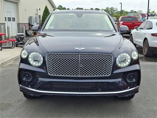 2023 Bentley Bentayga V8