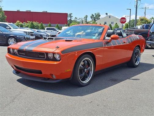 2008 Dodge Challenger SRT8