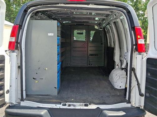 2021 Chevrolet Express 2500 RWD 2500 Regular Wheelbase WT
