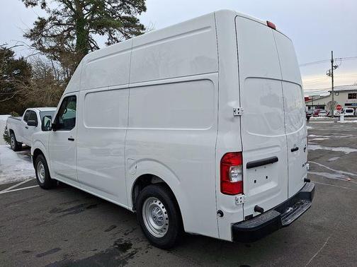 2020 Nissan NV Cargo NV2500 HD S V6