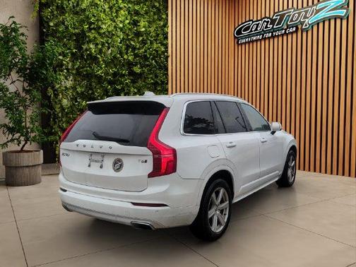 White 2020 Volvo XC90 T6 Momentum 6 Passenger