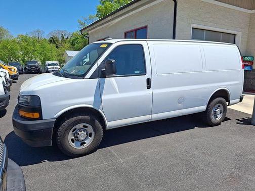 Summit White 2021 Chevrolet Express 2500 Work Van