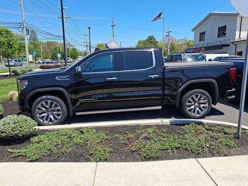 Onyx Black 2023 GMC Sierra 1500 Denali