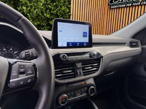 Carbonized Gray 2022 Ford Escape SE