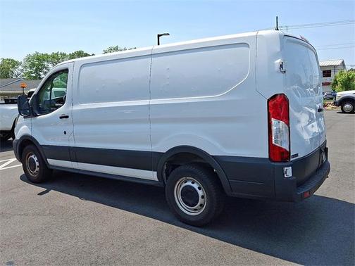 2020 Ford Transit-250 Base