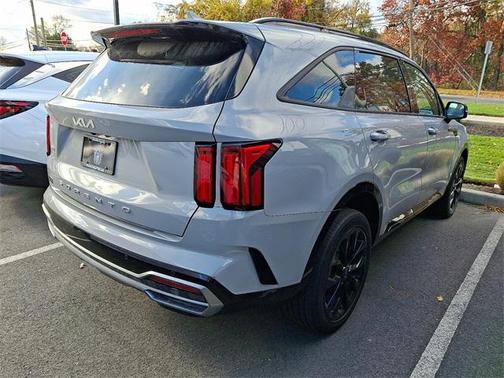 2022 Kia Sorento SX