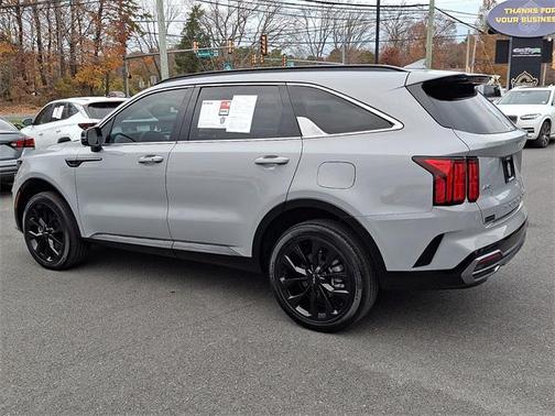 2022 Kia Sorento SX