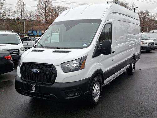 2022 Ford Transit-250 Base