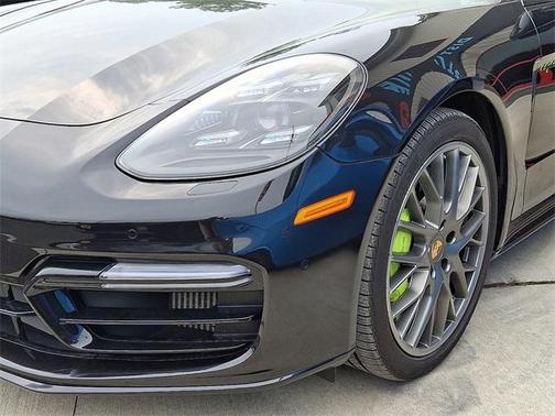 2018 Porsche Panamera Turbo