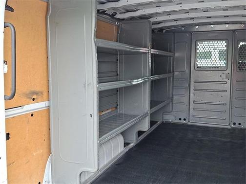 2021 Nissan NV Cargo NV1500 SV V6