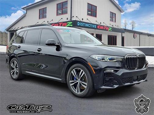2022 BMW X7 M50i
