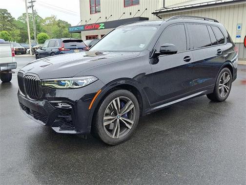 2022 BMW X7 M50i