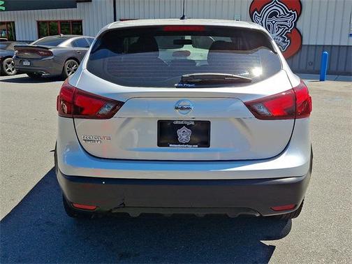 2017 Nissan Rogue Sport S