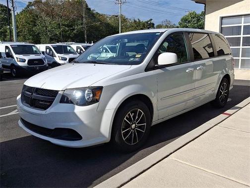 2017 Dodge Grand Caravan SE