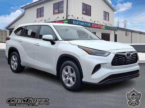 2023 Toyota Highlander L