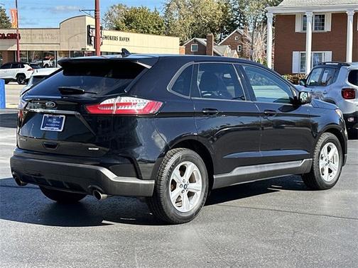 2019 Ford Edge SE