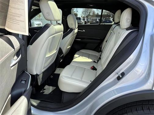 2019 Cadillac XT4 SPORT