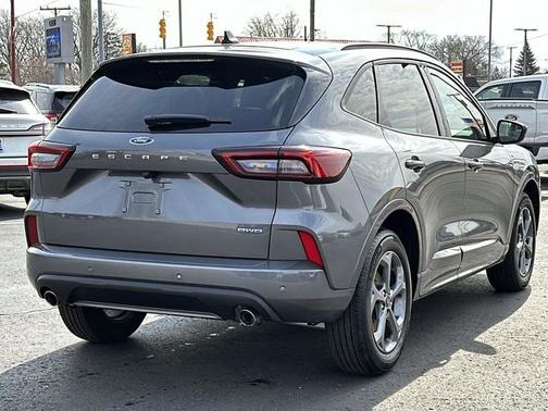 CARBONIZED GRAY METALLIC 2024 Ford Escape ST-LINE