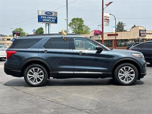 2022 Ford Explorer XLT