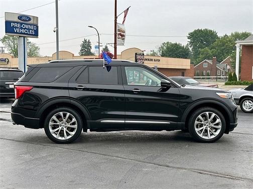 2021 Ford Explorer PLATINUM