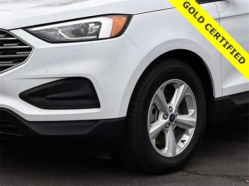 2022 Ford Edge SE