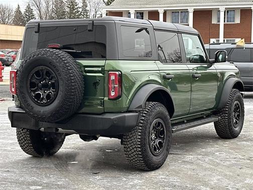 2024 Ford Bronco WILDTRAK