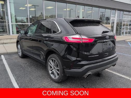 AGATE BLACK METALLIC 2024 Ford Edge TITANIUM