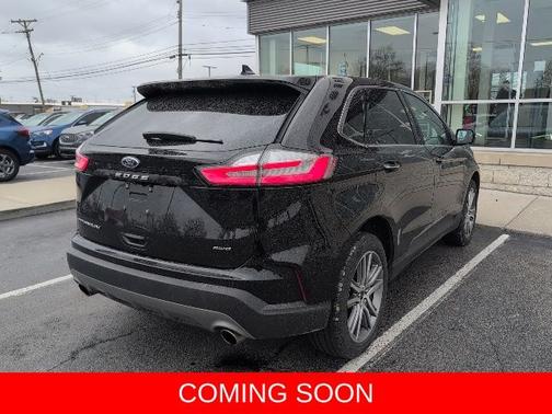 AGATE BLACK METALLIC 2024 Ford Edge TITANIUM