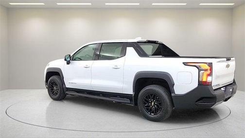 2025 Chevrolet Silverado EV LT