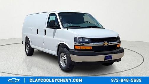 Summit White 2026 Chevrolet Express 2500 LT