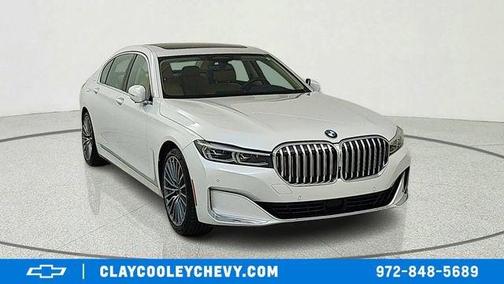 White 2022 BMW 740 i xDrive