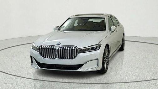 White 2022 BMW 740 i xDrive