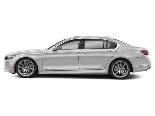 White 2022 BMW 740 i xDrive
