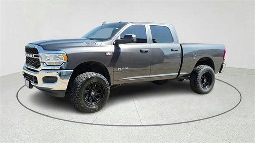2020 RAM 2500 Tradesman Crew Cab 4X4 6'4' Box