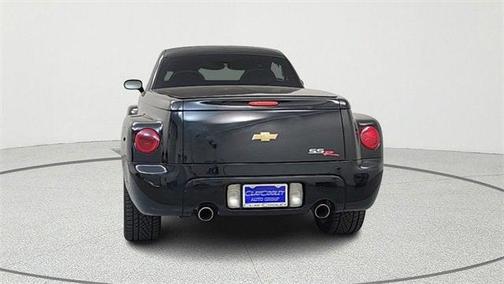 2004 Chevrolet SSR LS